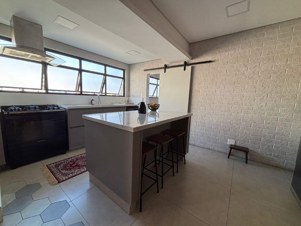 Apartamento à venda no Ponta da Praia: 