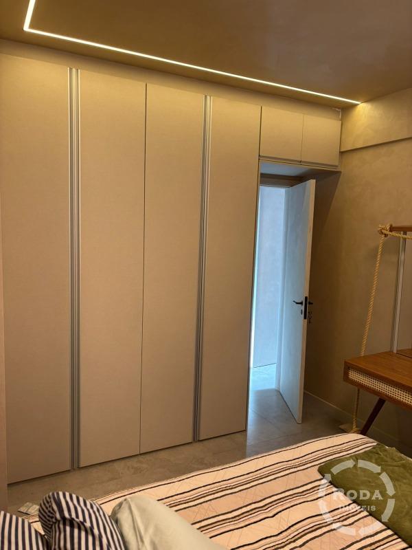 Apartamento à venda no Ponta da Praia: 