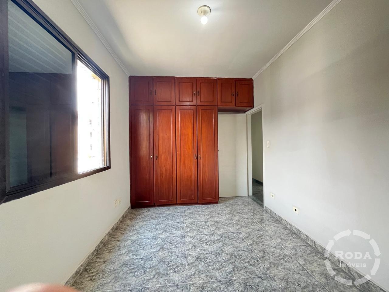 Apartamento para aluguel no Embaré: 