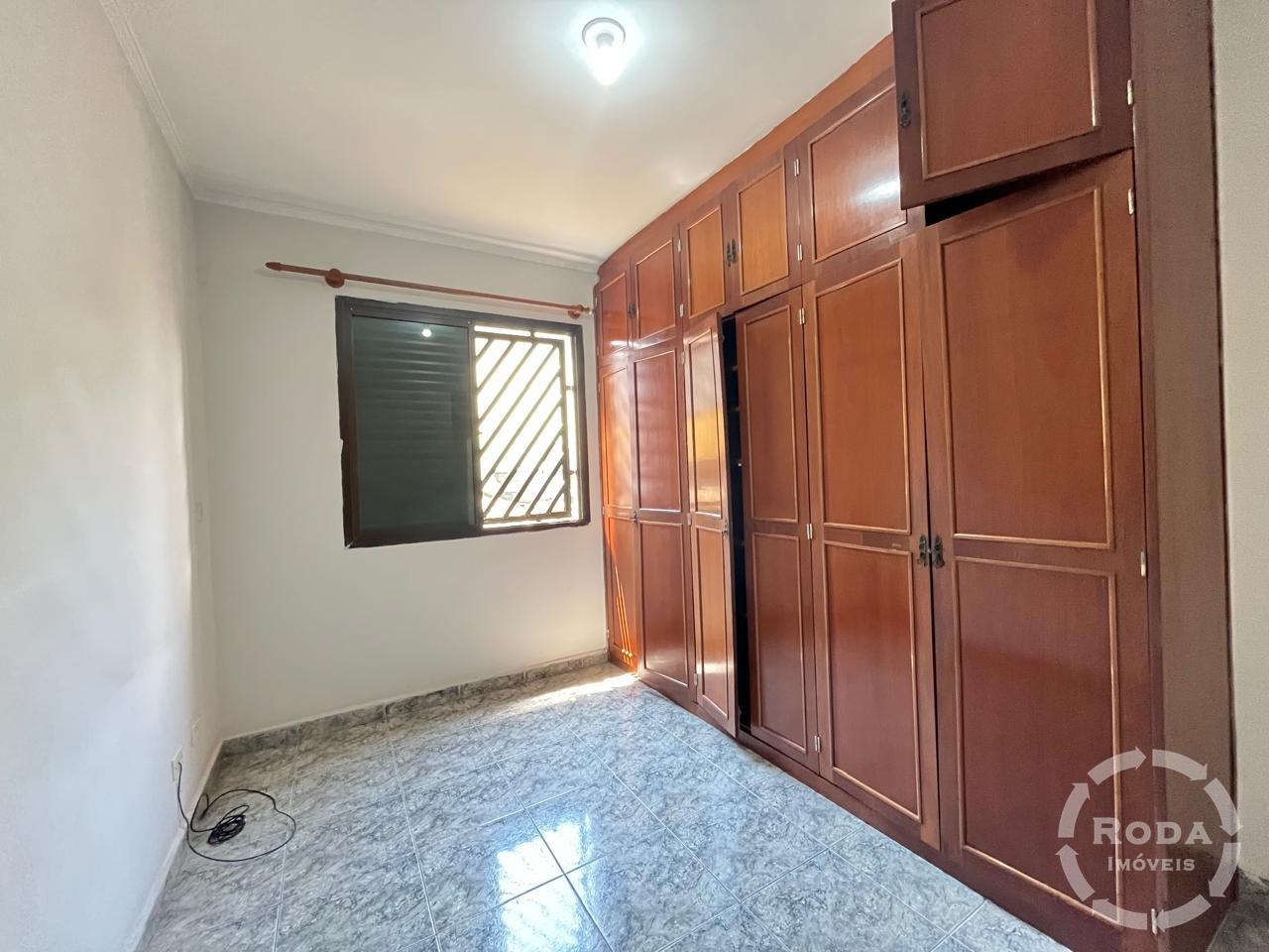 Apartamento para aluguel no Embaré: 