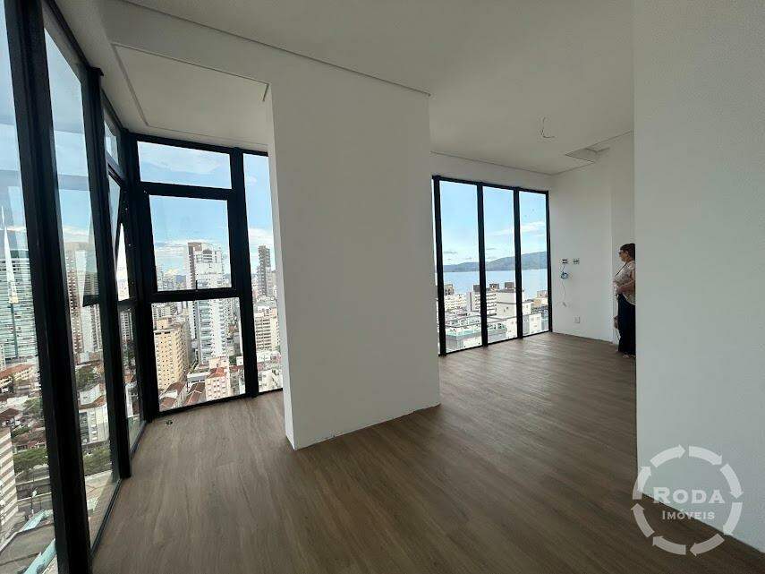 Cobertura Duplex à venda no José Menino: 