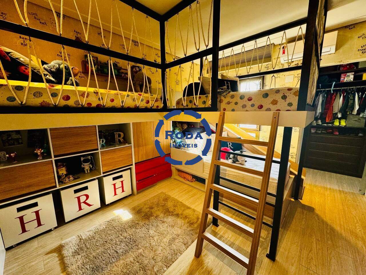 Casa para aluguel no Marapé: 