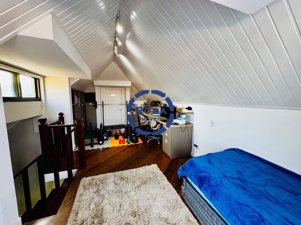 Casa para aluguel no Marapé: 