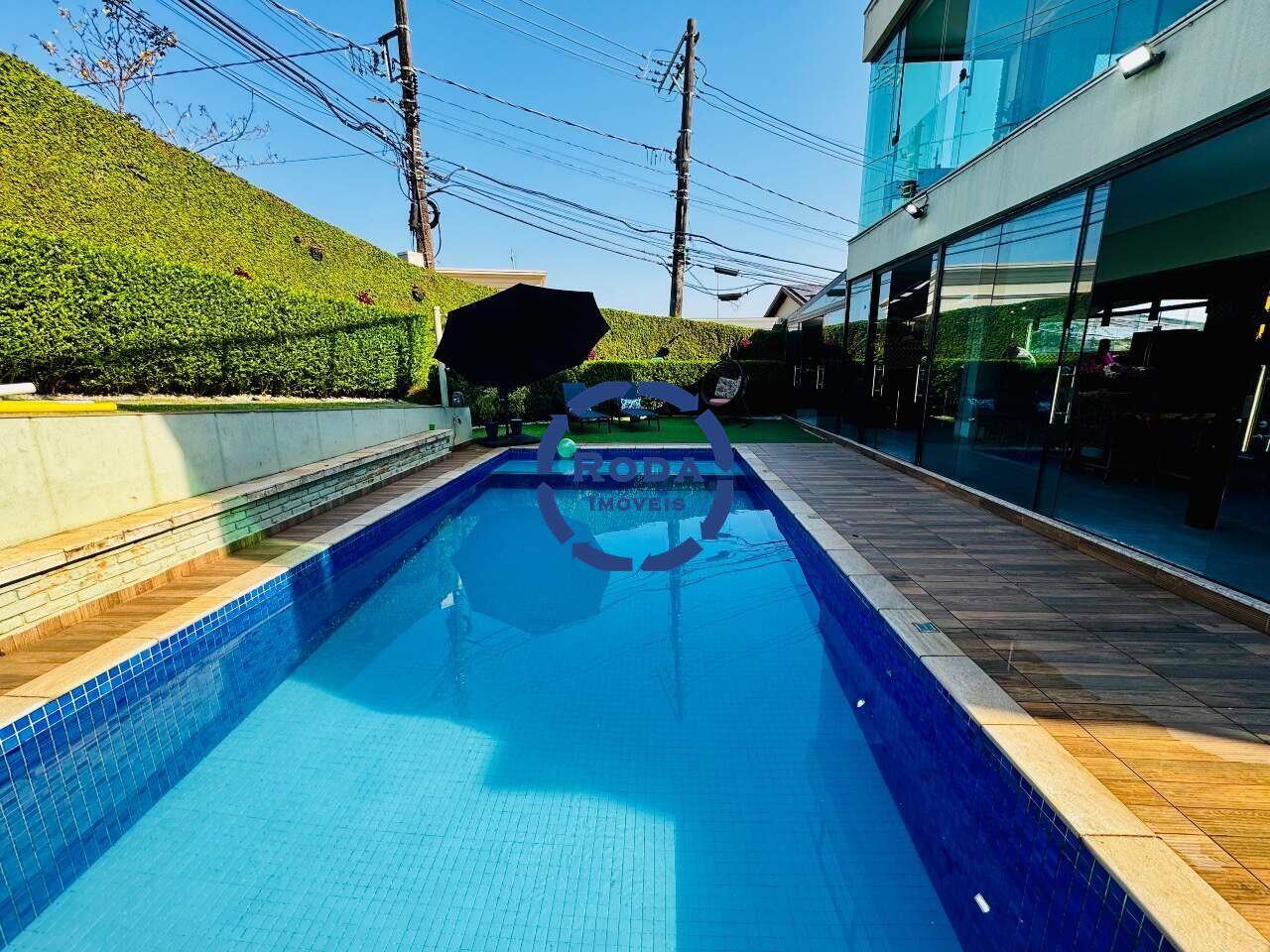 Casa para aluguel no Marapé: 