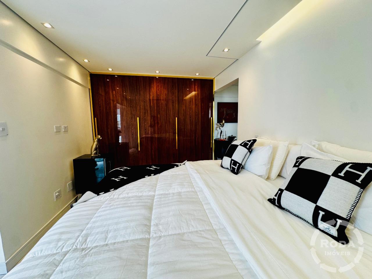 Cobertura à venda no Aparecida: 