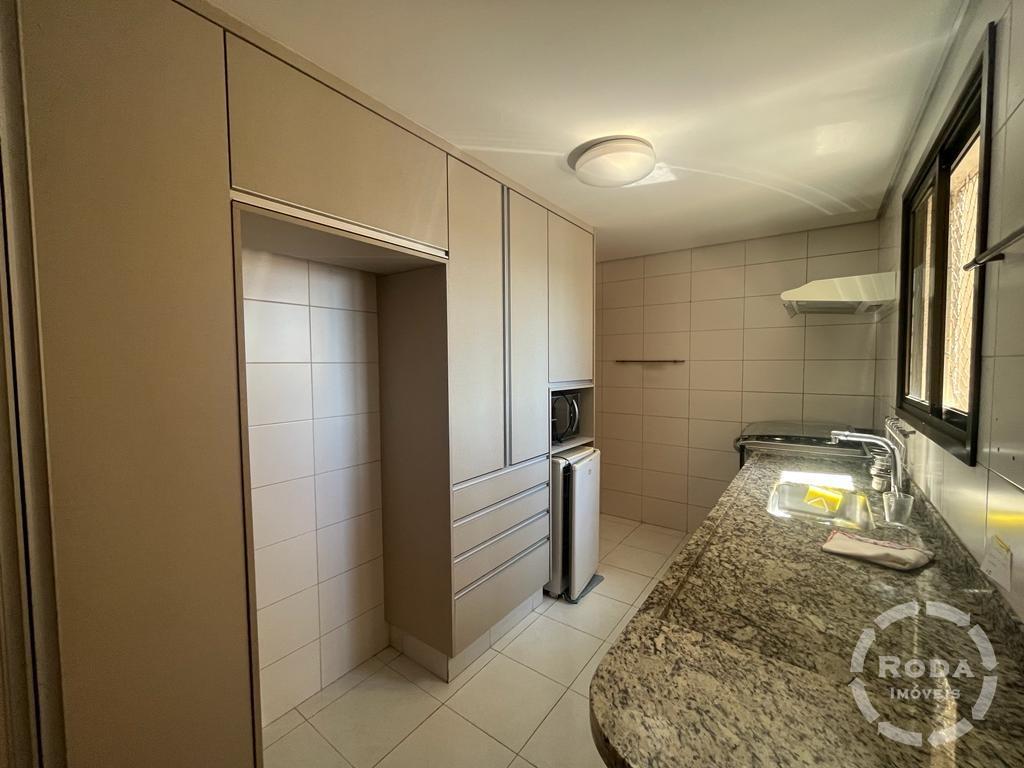 Apartamento à venda no Ponta da Praia: 