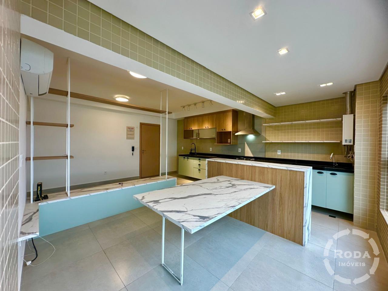 Apartamento à venda no Ponta da Praia: 