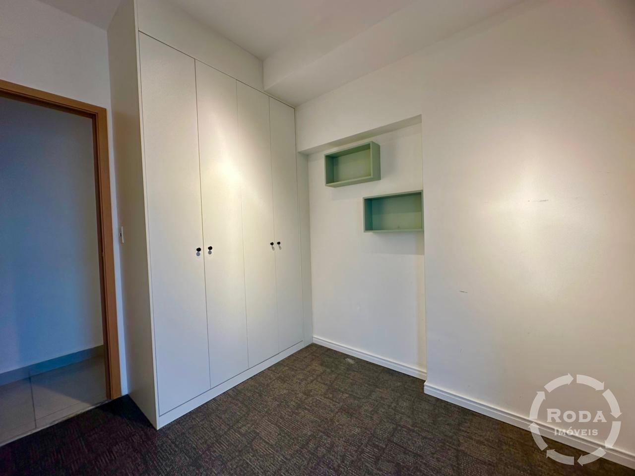 Apartamento à venda no Ponta da Praia: 