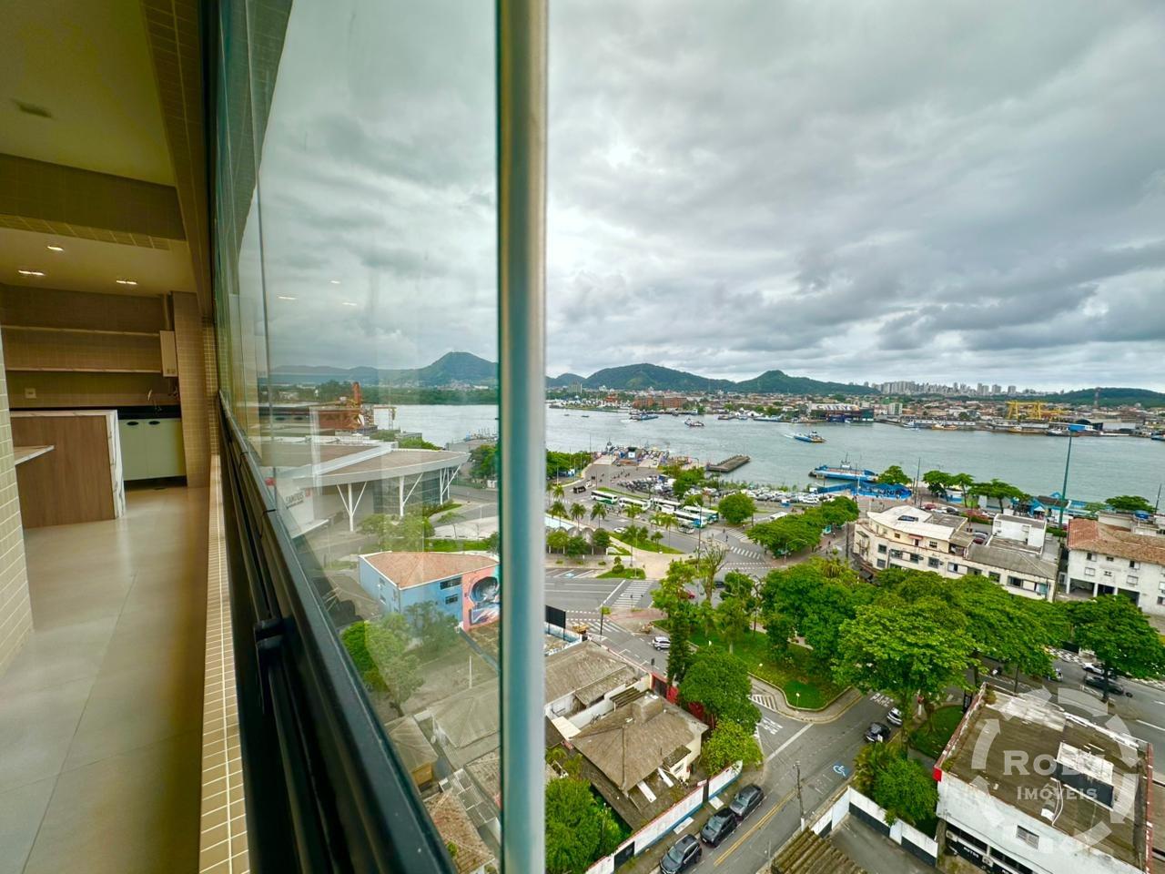 Apartamento à venda no Ponta da Praia: 