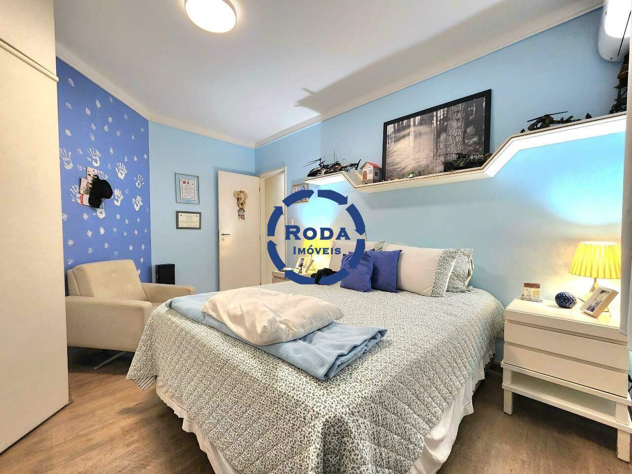 Apartamento à venda no Embaré: