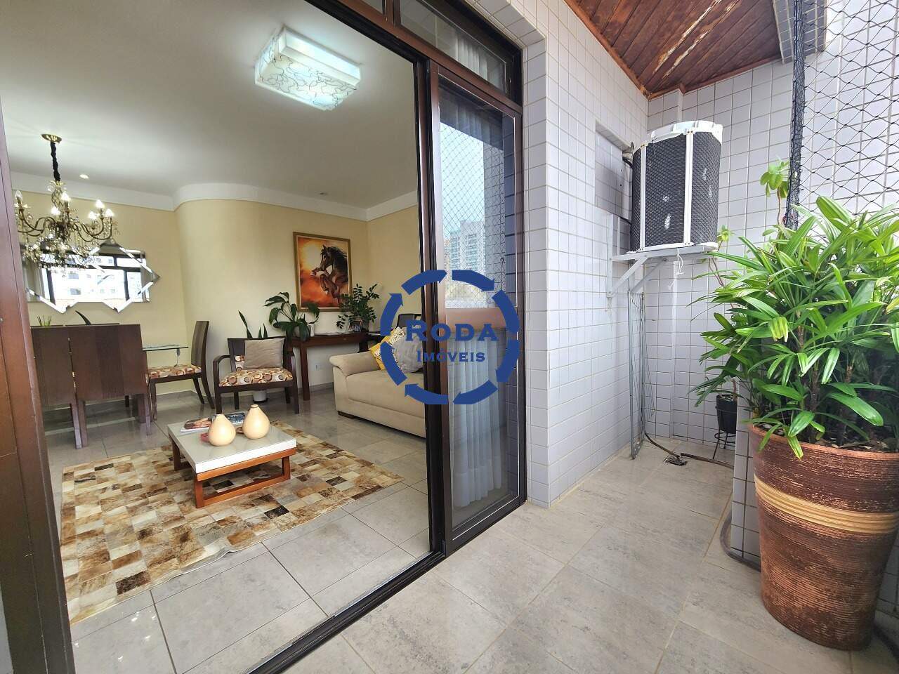 Apartamento à venda no Embaré: