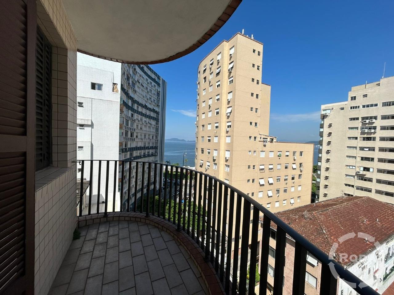 Apartamento à venda no Ponta da Praia: 