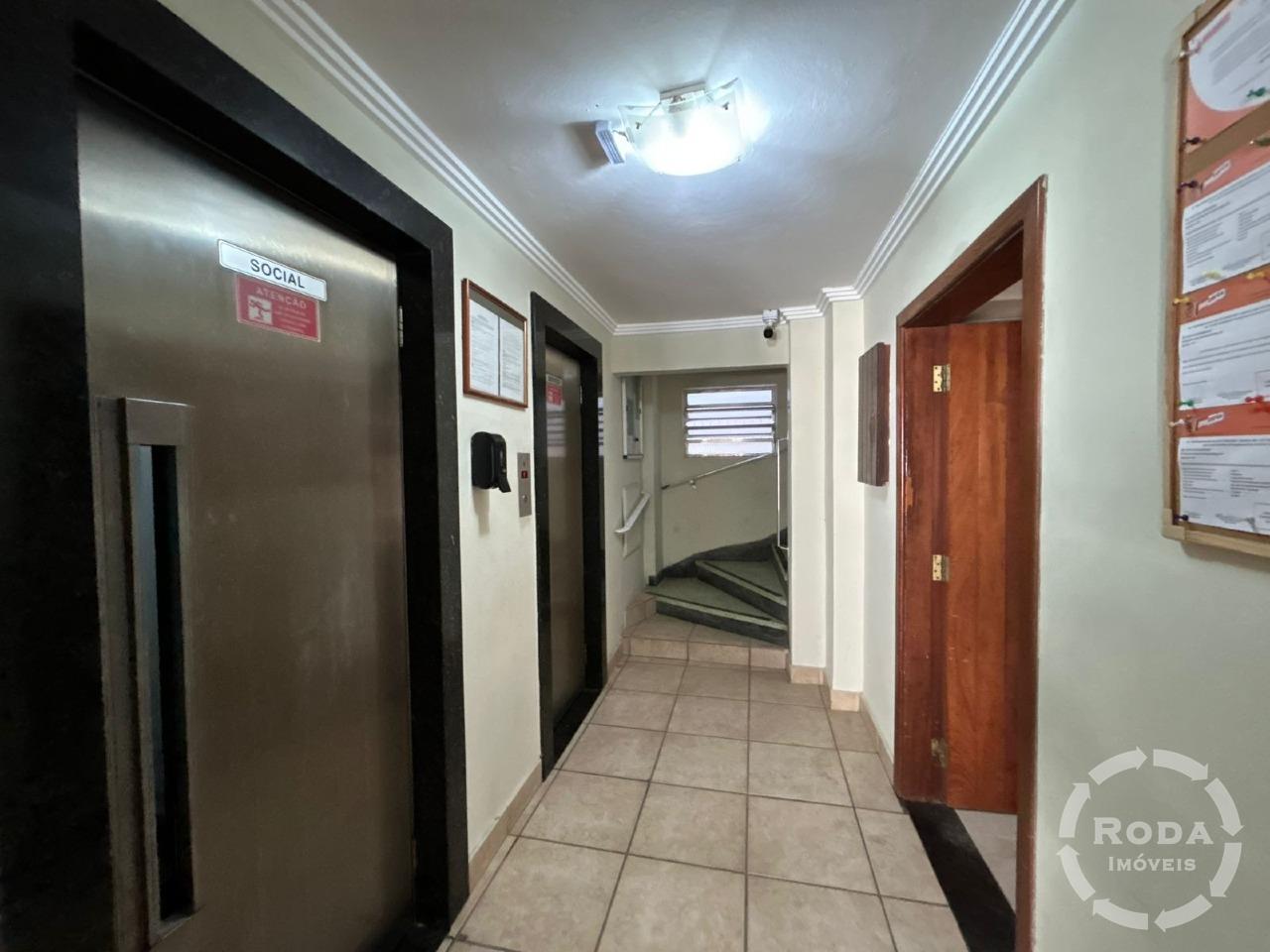 Apartamento à venda no Ponta da Praia: 