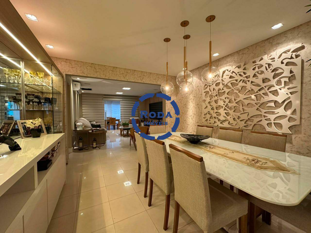 Apartamento à venda no Ponta da Praia: 