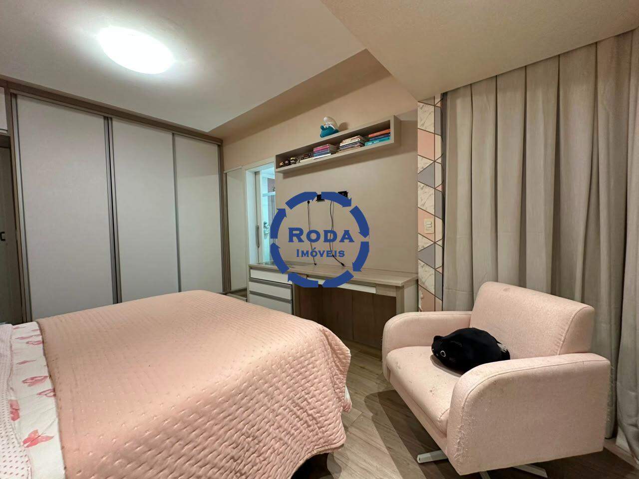 Apartamento à venda no Ponta da Praia: