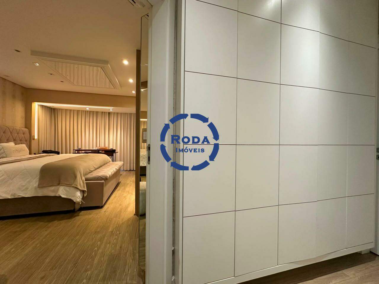 Apartamento à venda no Ponta da Praia: