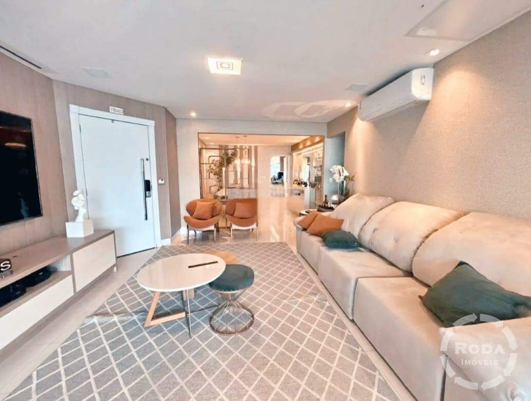 Apartamento à venda no Ponta da Praia: 