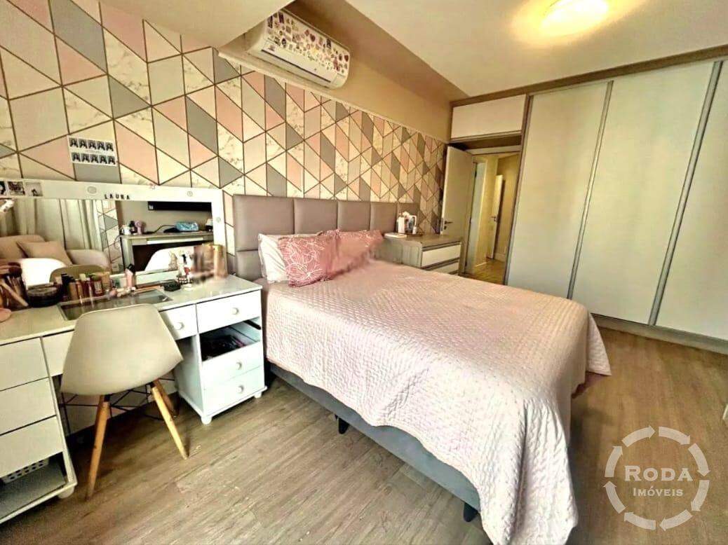 Apartamento à venda no Ponta da Praia: 