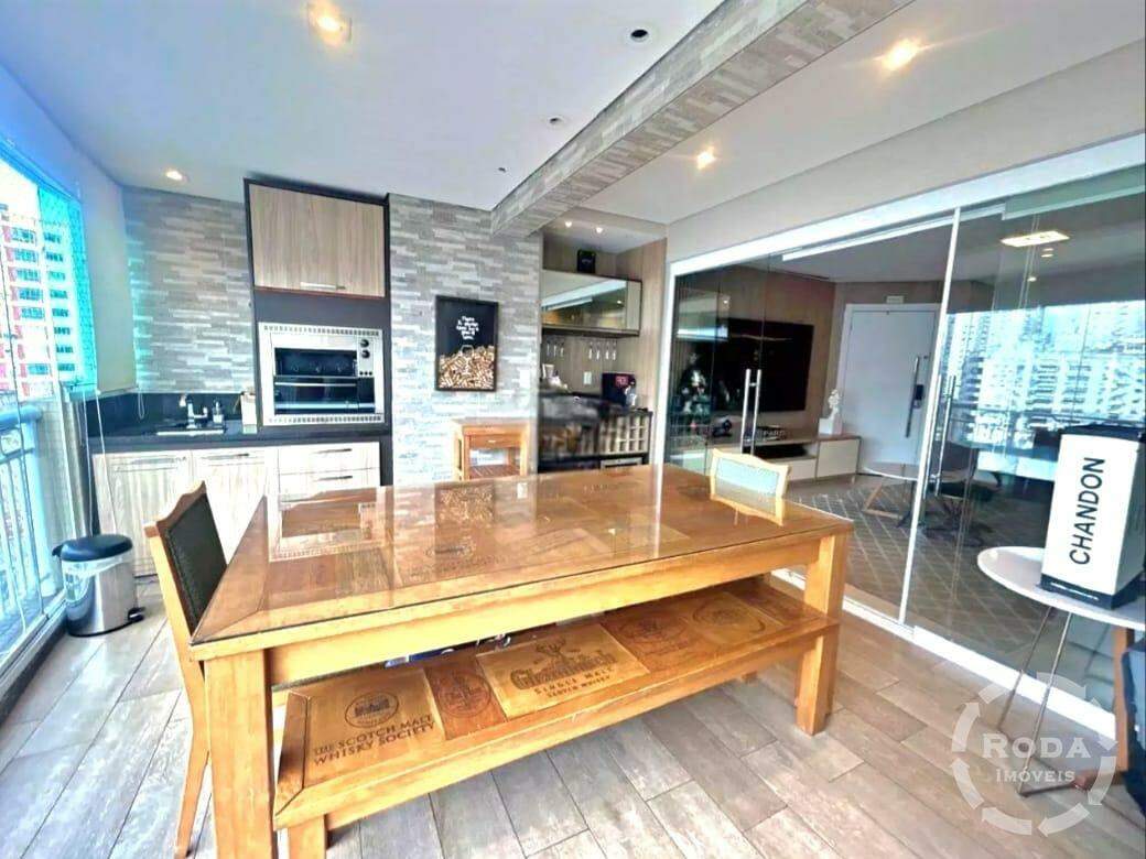 Apartamento à venda no Ponta da Praia: 