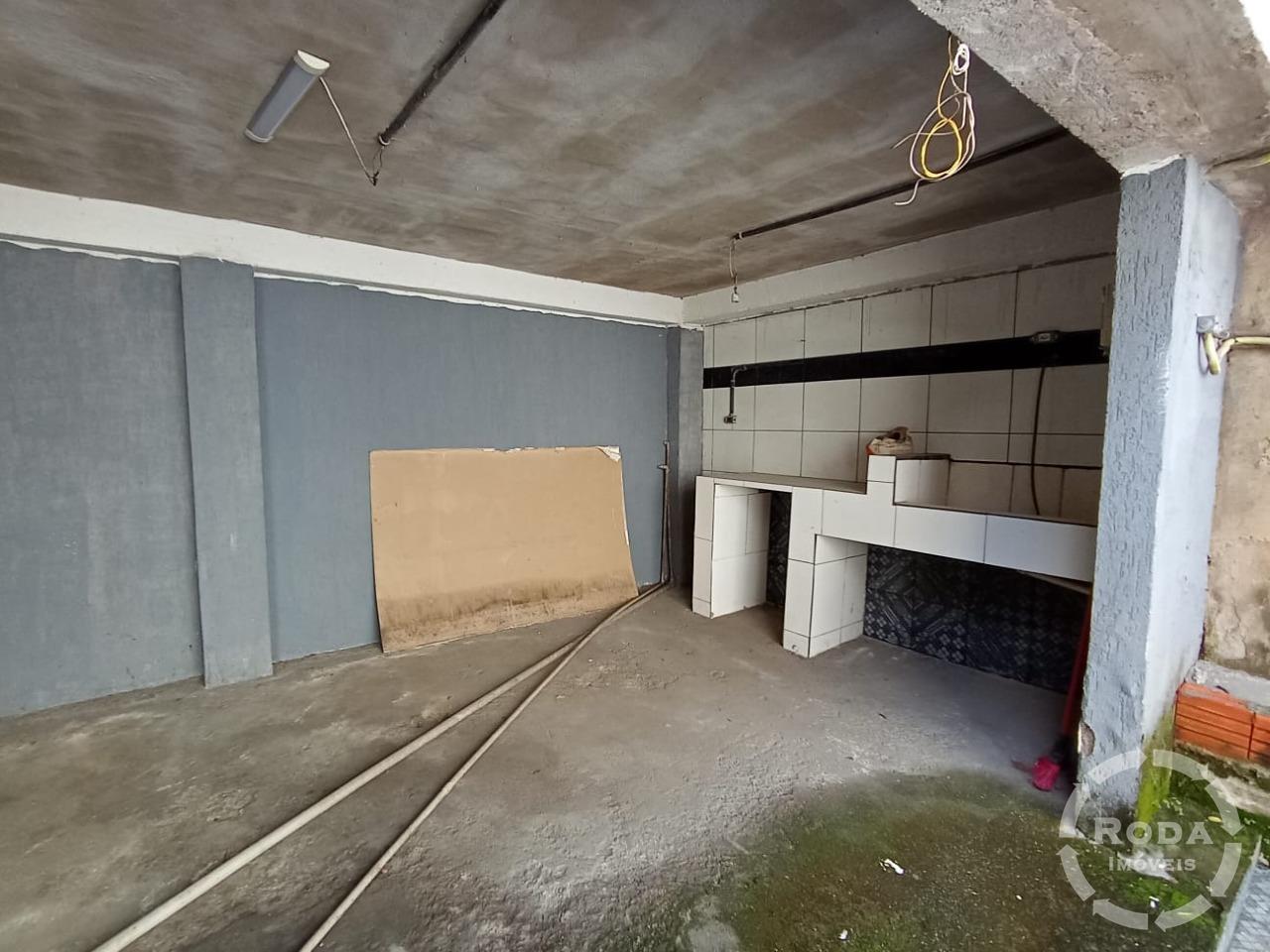 Sobrado Geminado à venda no Macuco: 