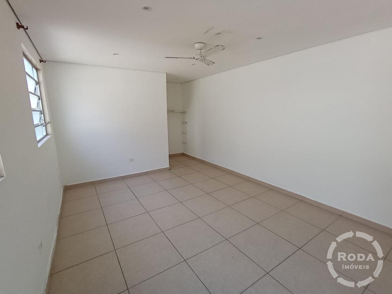 Sobrado Geminado à venda no Macuco: 