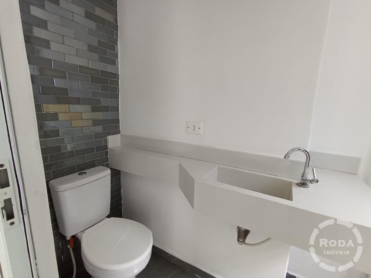 Sobrado Geminado à venda no Macuco: 