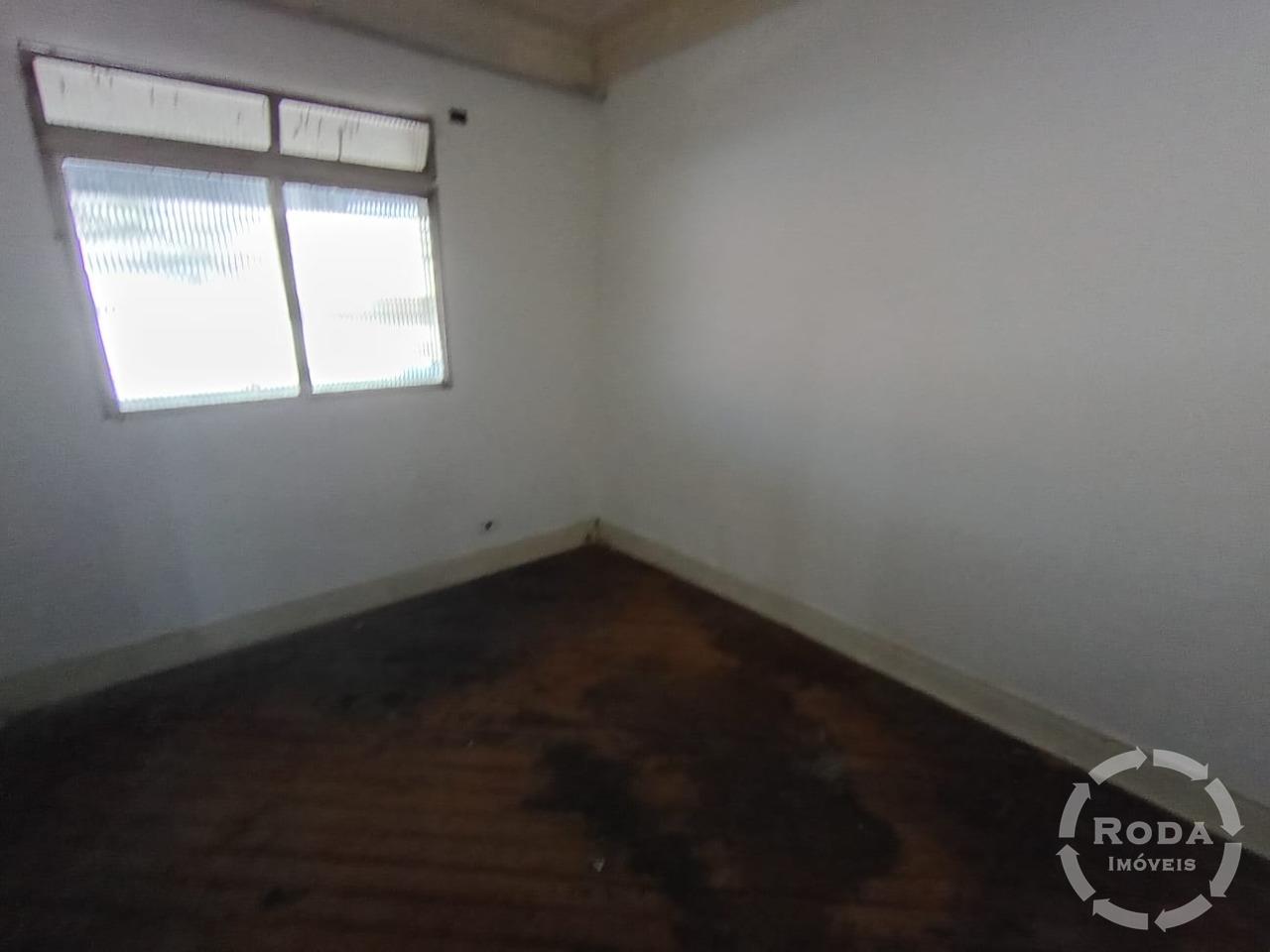 Sobrado Geminado à venda no Macuco: 