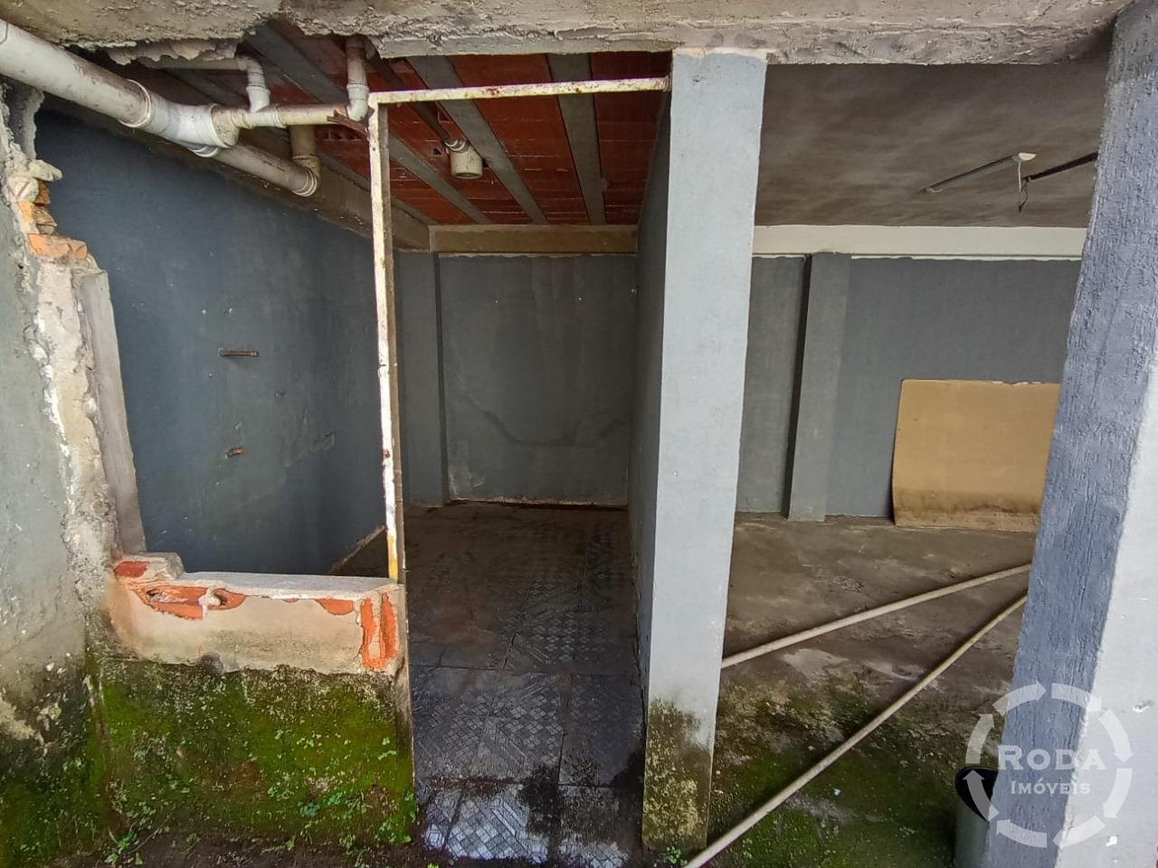 Sobrado Geminado à venda no Macuco: 