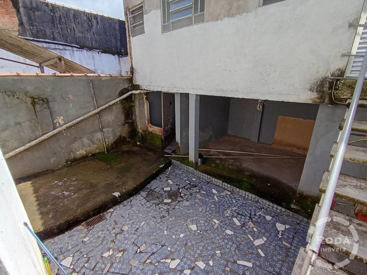 Sobrado Geminado à venda no Macuco: 