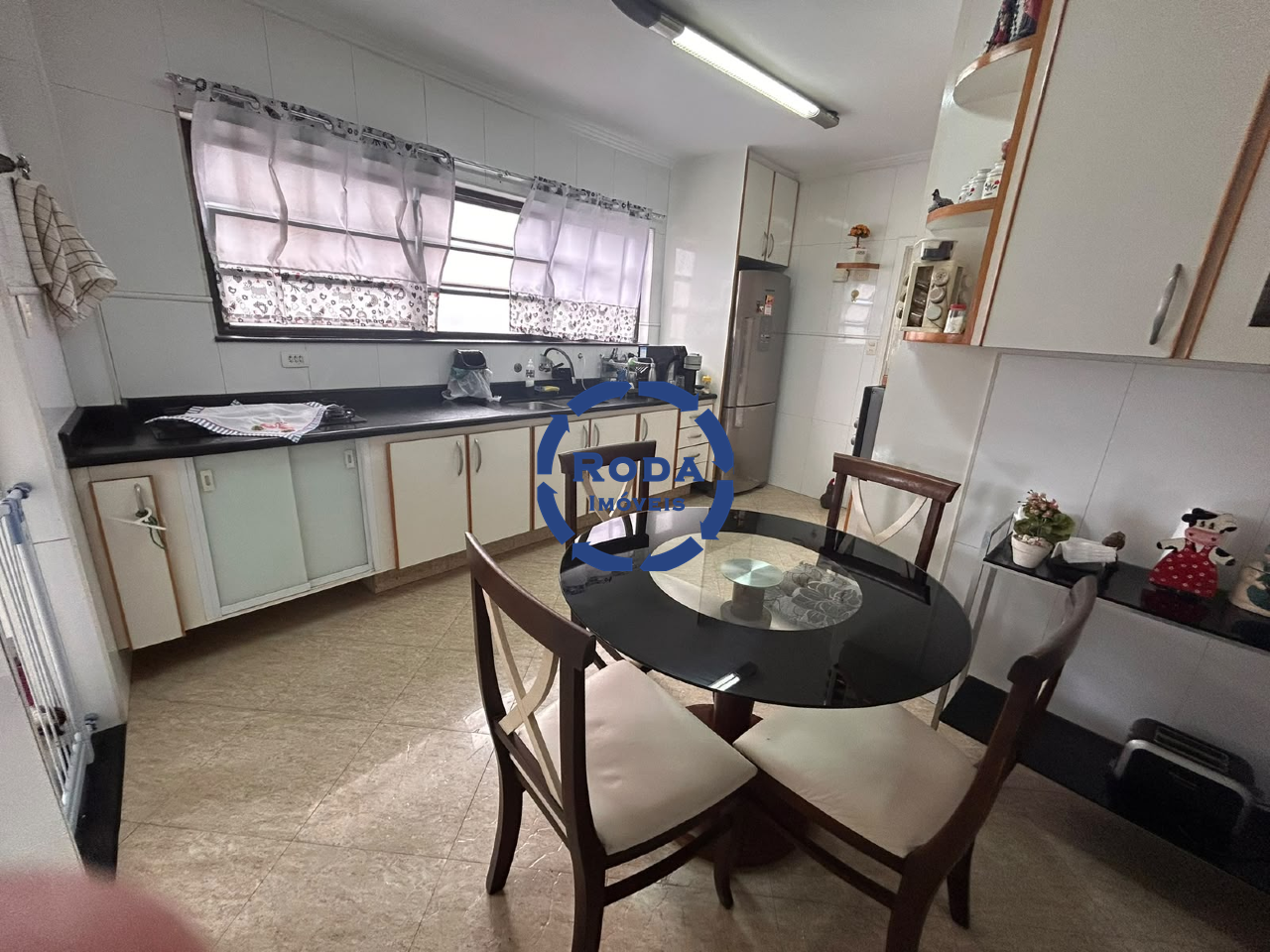 Apartamento à venda no Ponta da Praia: 