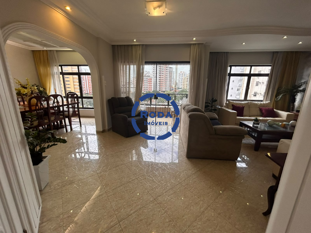 Apartamento à venda no Ponta da Praia: 