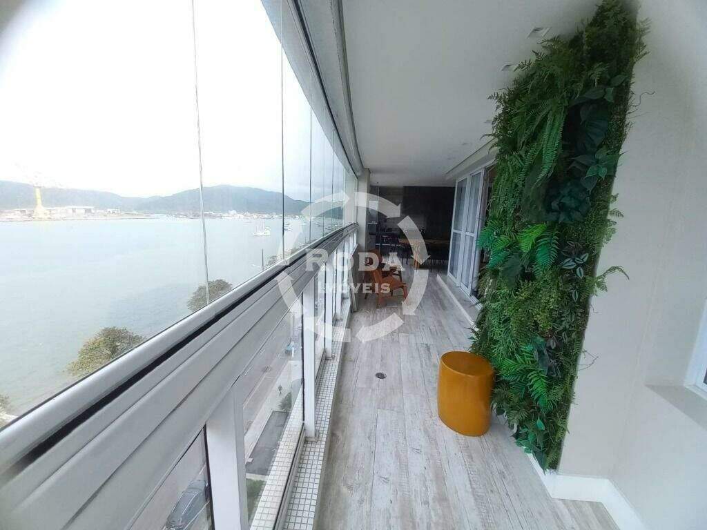 Apartamento à venda no Ponta da Praia: 