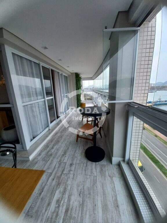 Apartamento à venda no Ponta da Praia: 