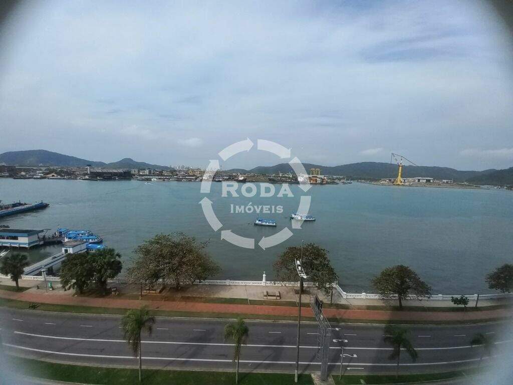 Apartamento à venda no Ponta da Praia: 