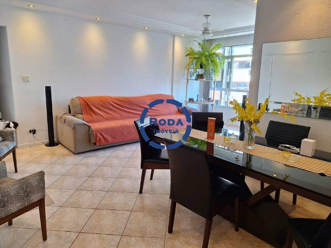 Apartamento à venda no Ponta da Praia: 