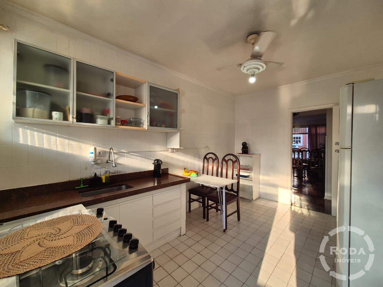 Apartamento à venda no Ponta da Praia: 