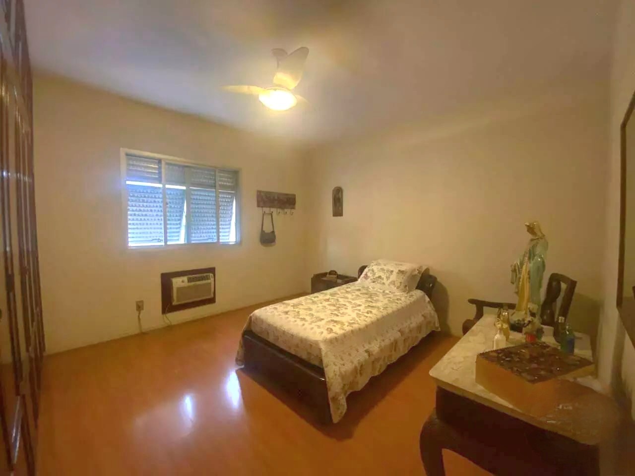 Apartamento à venda no Ponta da Praia: 