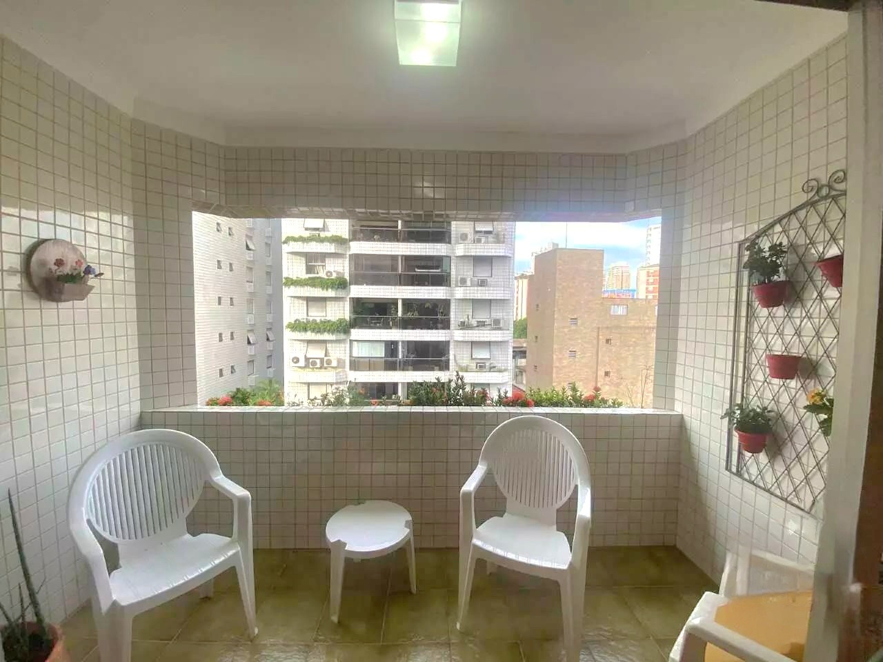 Apartamento à venda no Ponta da Praia: 