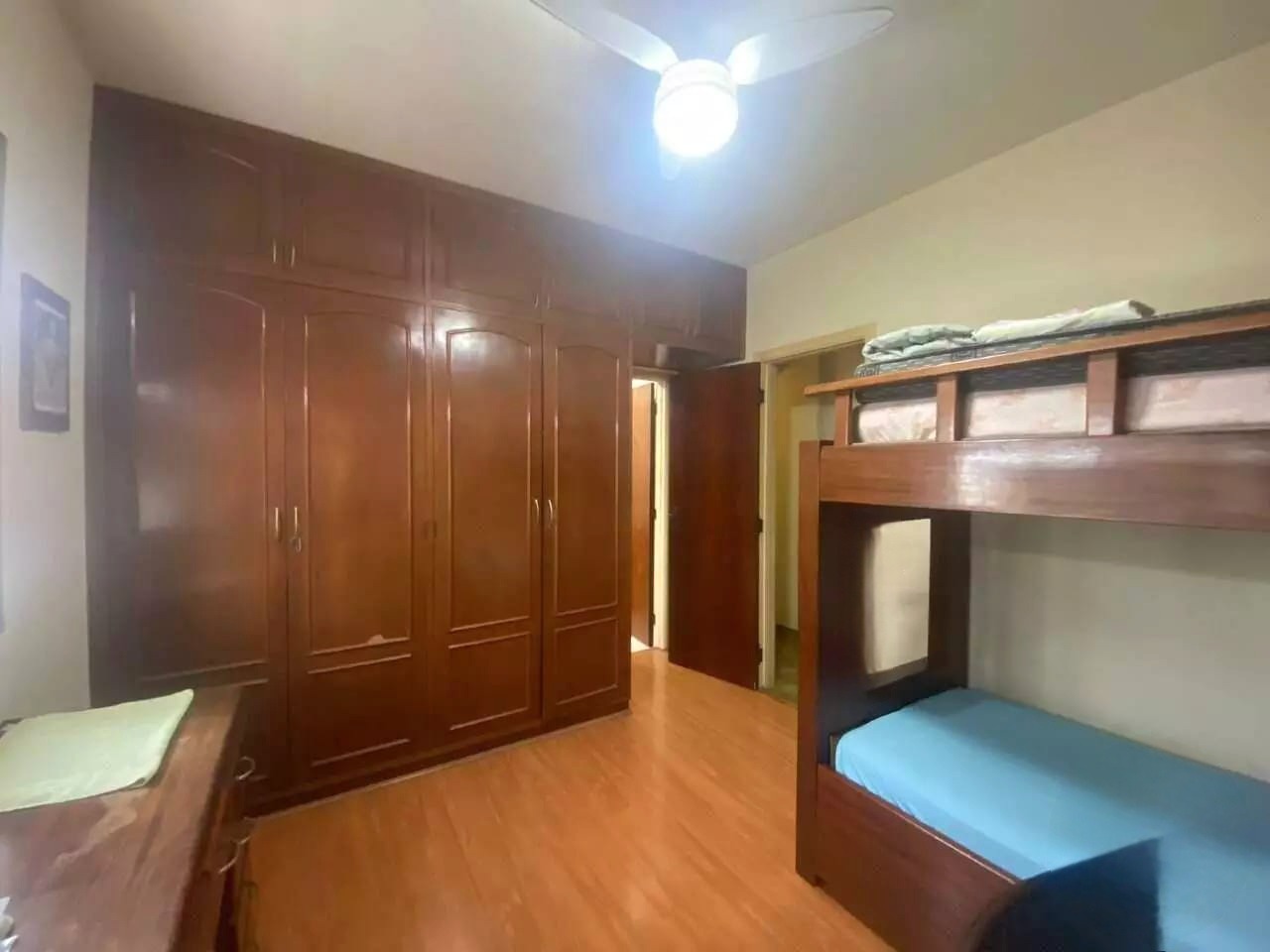 Apartamento à venda no Ponta da Praia: 