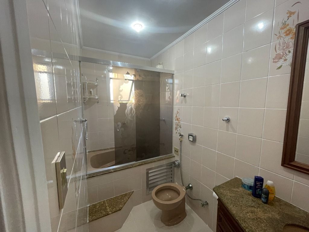 Apartamento à venda no Ponta da Praia: 