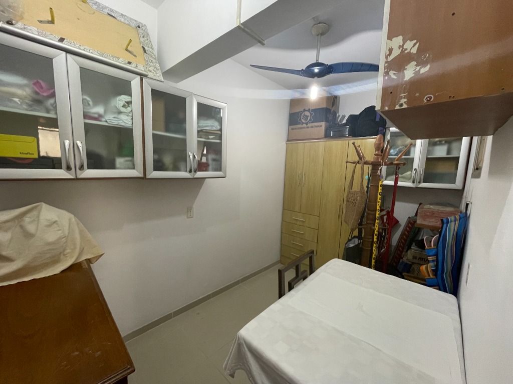 Apartamento à venda no Ponta da Praia: 