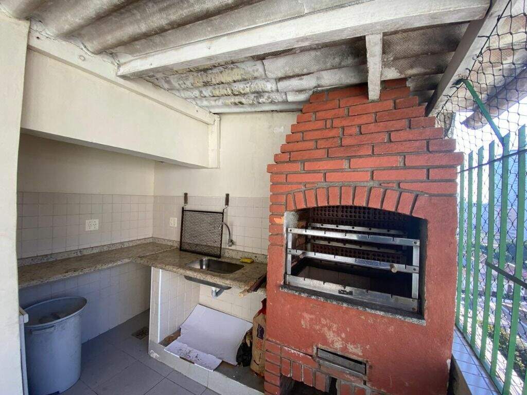 Apartamento à venda no Ponta da Praia: 