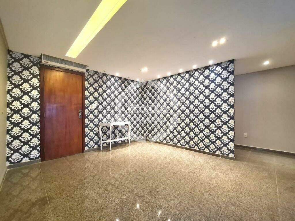 Apartamento à venda no Ponta da Praia: 