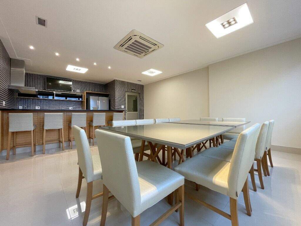 Apartamento à venda no Ponta da Praia: 