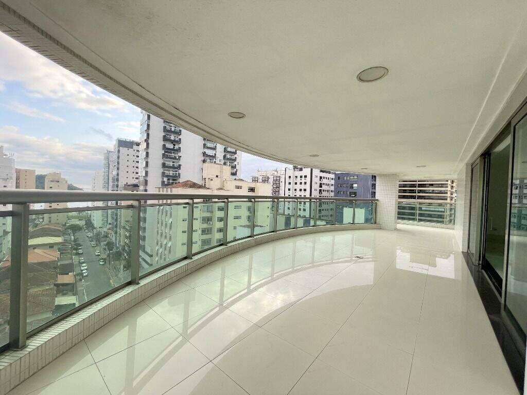 Apartamento à venda no Ponta da Praia: 