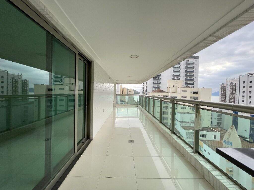 Apartamento à venda no Ponta da Praia: 