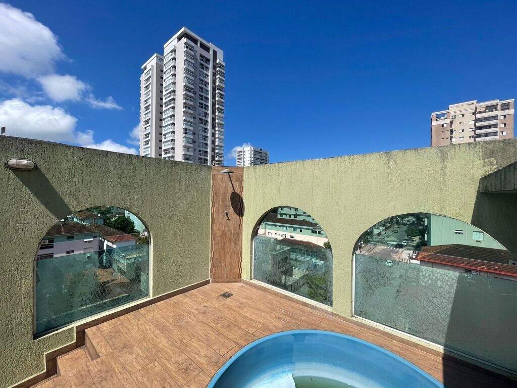 Cobertura Duplex à venda no Embaré: 
