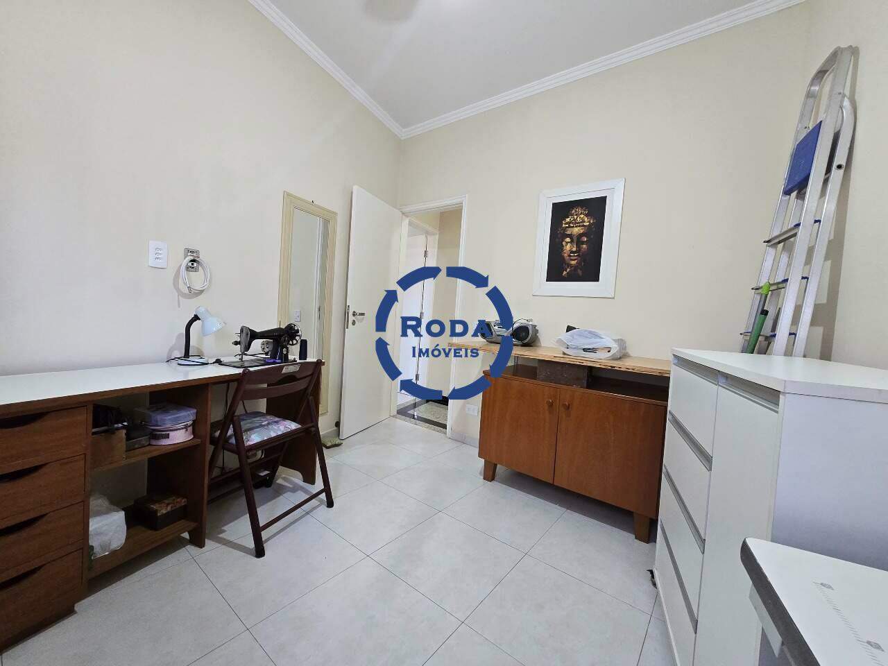 Sobrado Isolado à venda no Aparecida: 