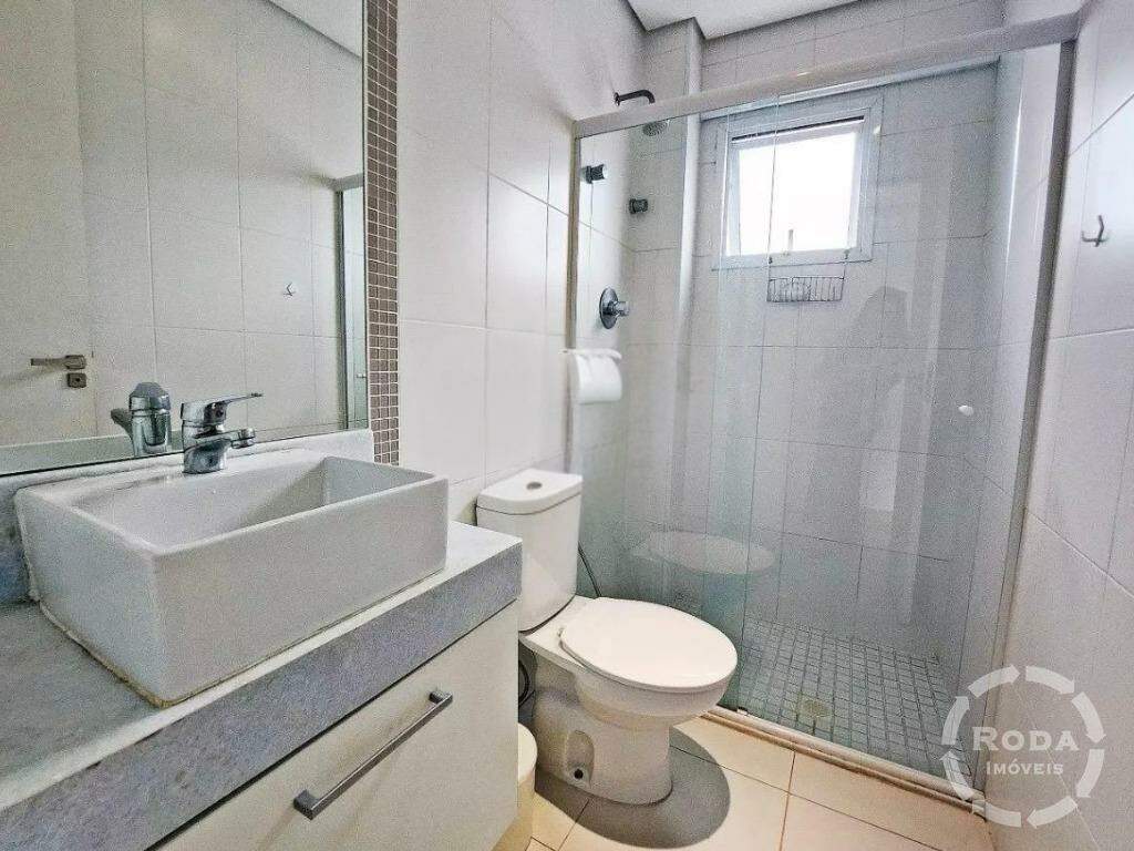 Apartamento à venda no José Menino: BANHEIRO