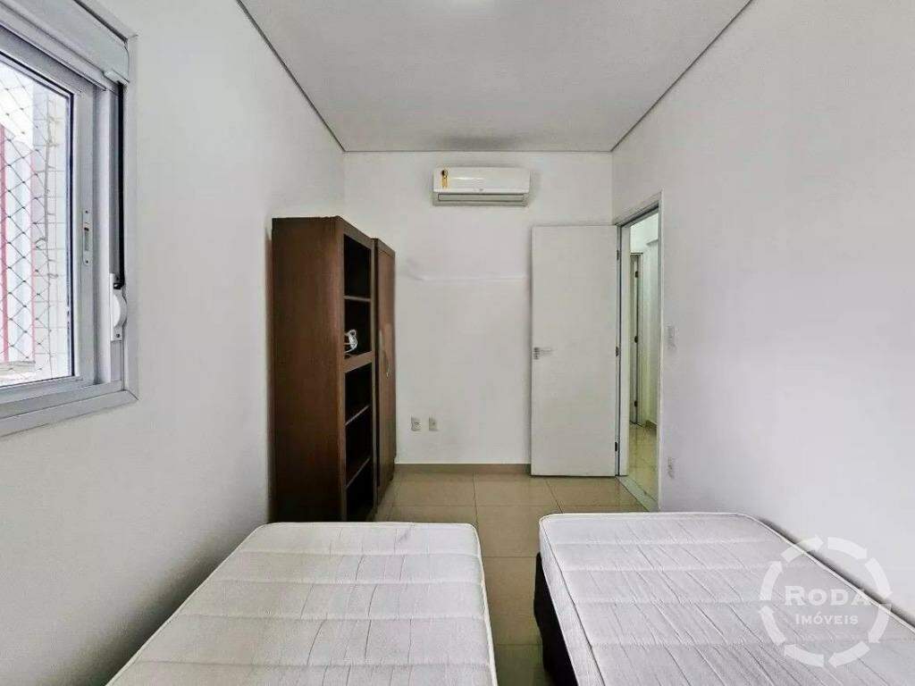 Apartamento à venda no José Menino: QUARTO